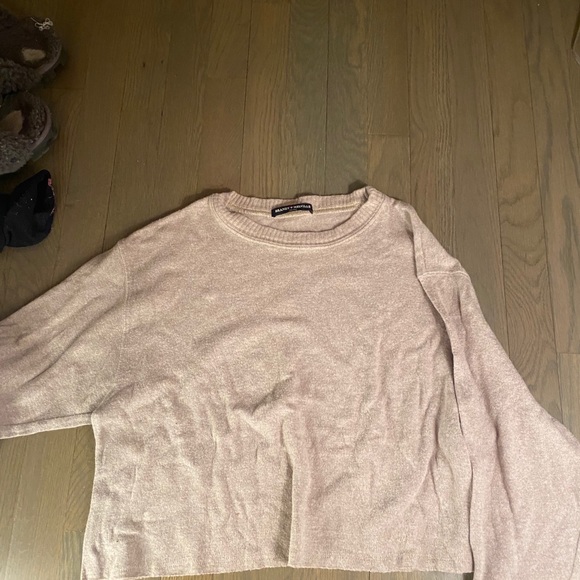 Brandy Melville beige sweater - Picture 3 of 3